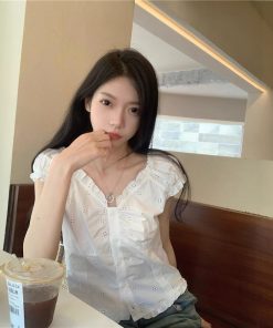 Real photo of summer off-white shirt for women puff sleeve collar one shoulder lace waist-hugging shirt short top