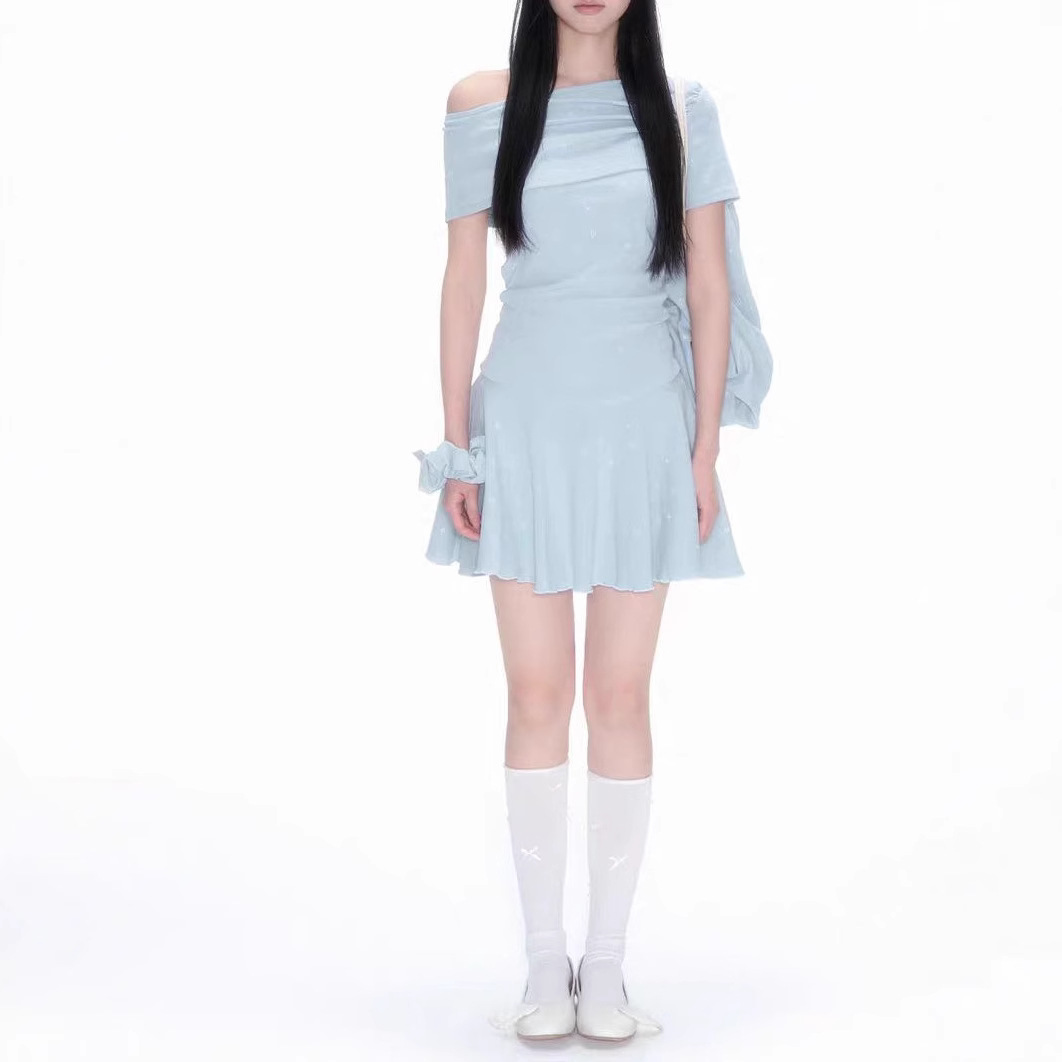 Gentle style short-sleeved dress, love lock full print off-shoulder design, summer waist-hugging and slim temperament skirt - Image 4