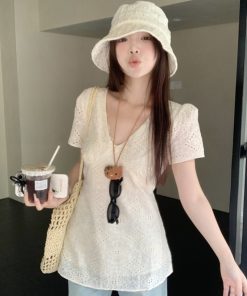 Real shot~collar hollow embroidered lace cotton shirt women's mid-length waist-length sleeveless layered top