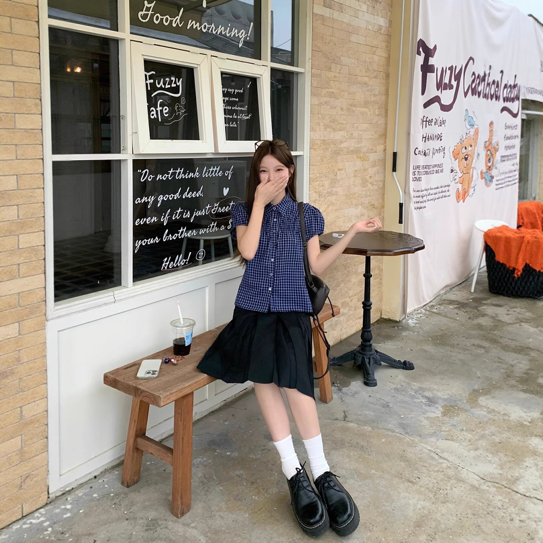 Real shot of retro blue grid design puff sleeve shirt for women in summer loose casual top - Image 3