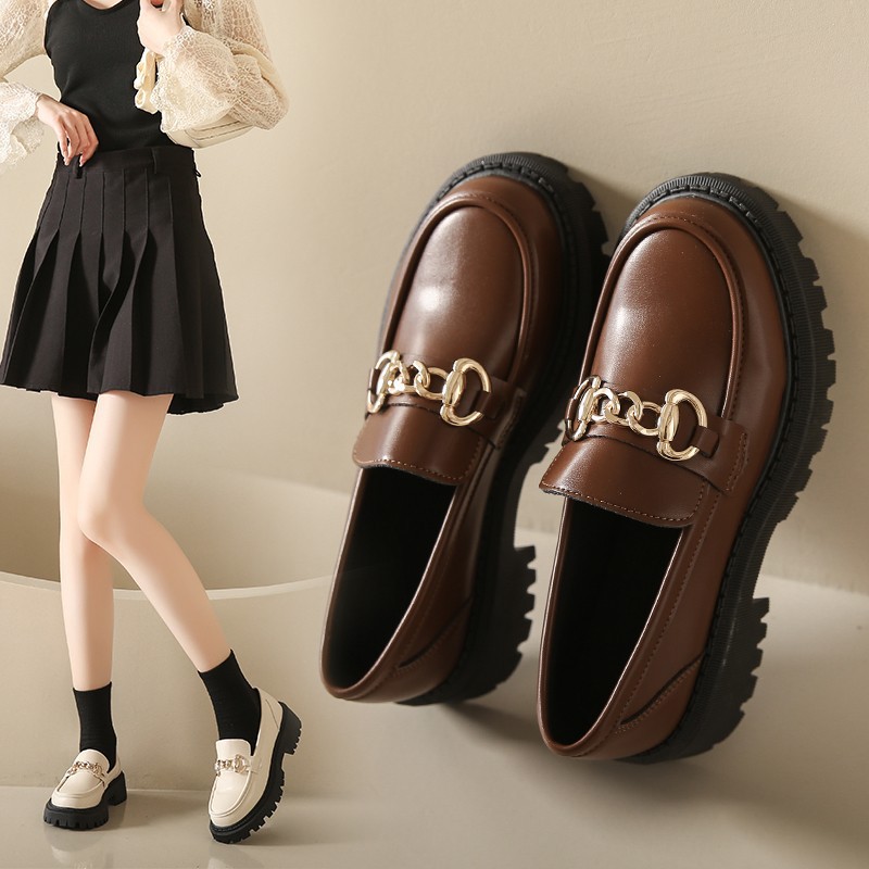 Large size women's shoes British style black retro leather shoes spring and autumn shoes thick sole single shoes - Image 3