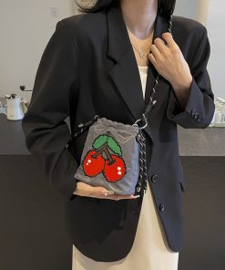 Contrasting color versatile cloth bag women's crossbody bag summer super popular niche embroidery bucket bag