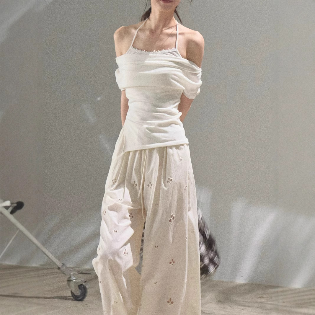 / "The spread of the desert" Laiser's neckline looks slimming and covers flesh and skin-friendly one-shoulder top shirt - Image 4