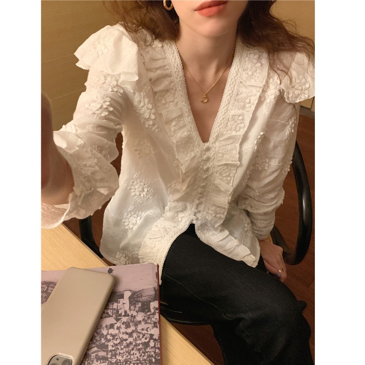 Real photo of embroidered lace spliced long-sleeved shirt for women in spring and summer loose puff sleeve shirt - Image 5