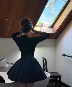 / Temperament puffy skirt / High waist slim skirt women's umbrella skirt pleated skirt autumn