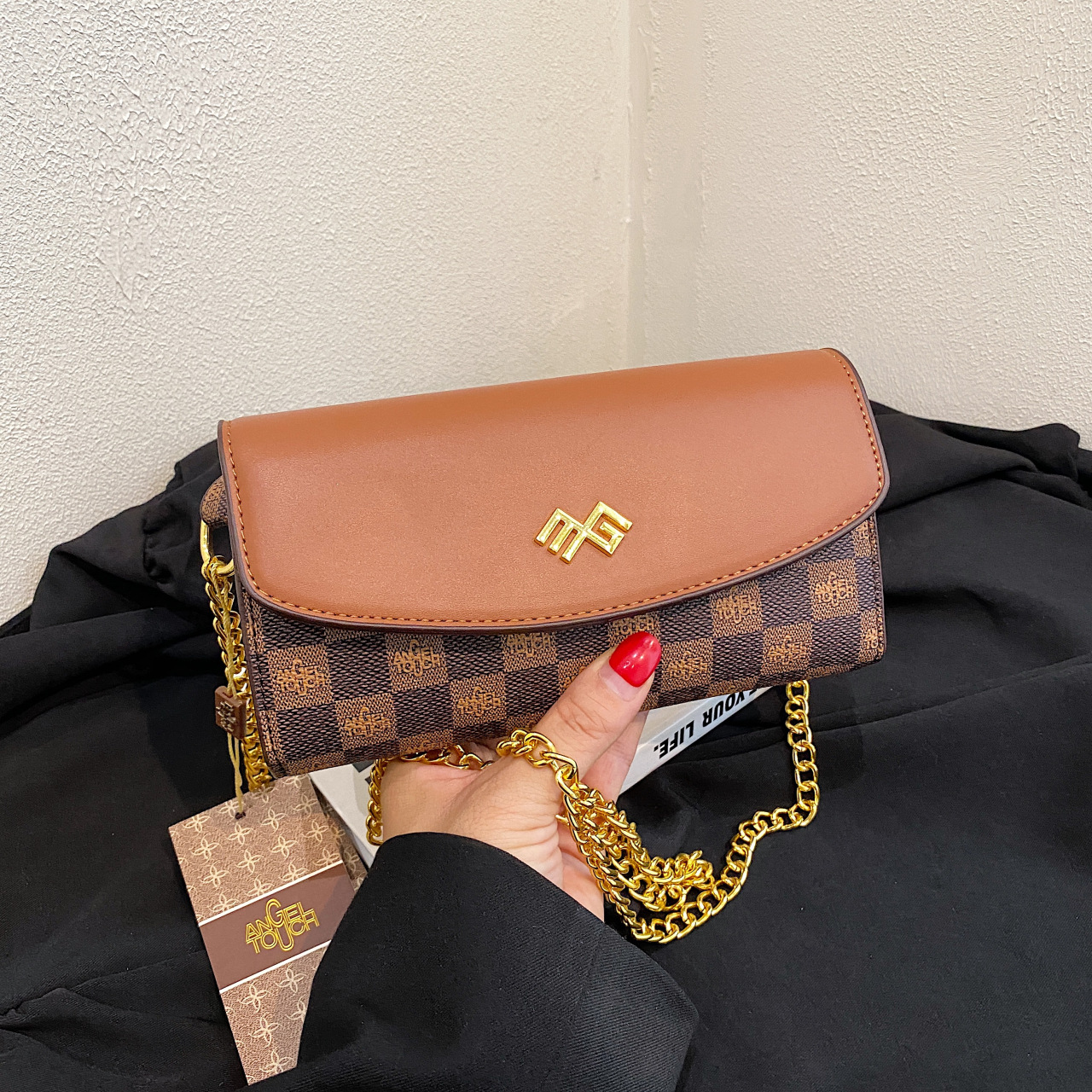 Contrast color women's bag women's handbag simple high-end fashion and versatile large capacity crossbody bag - Image 7