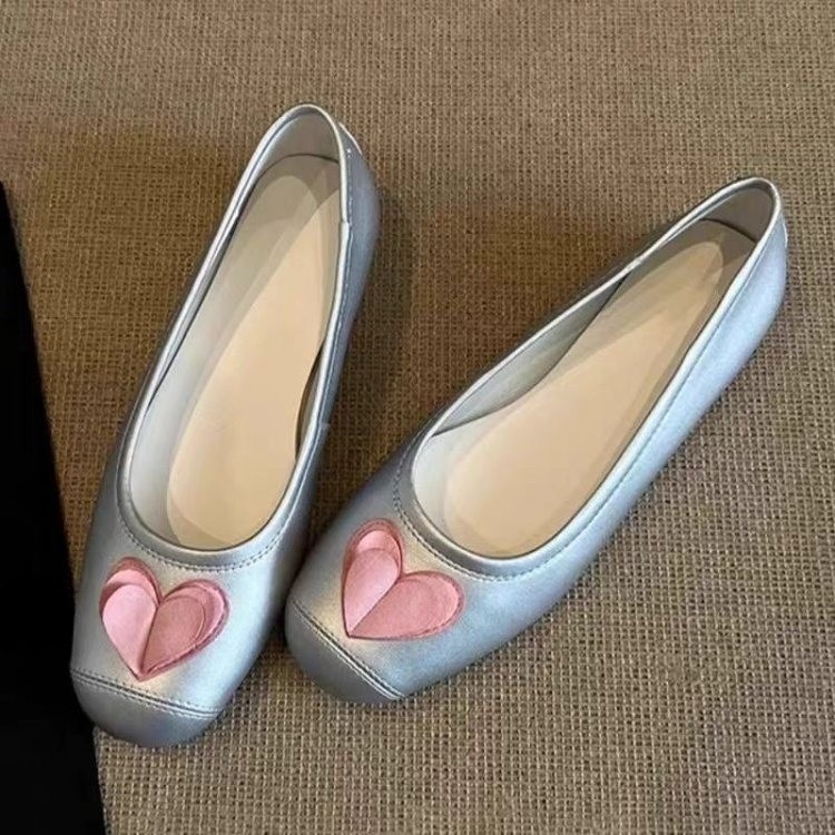 Soft leather version ~ Niche design sweet love flat ballet shoes for women French gentle retro commuter shallow mouth shoes - Image 6