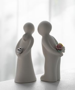Simple light luxury ceramic couple character home decoration ceramic abstract wedding gift