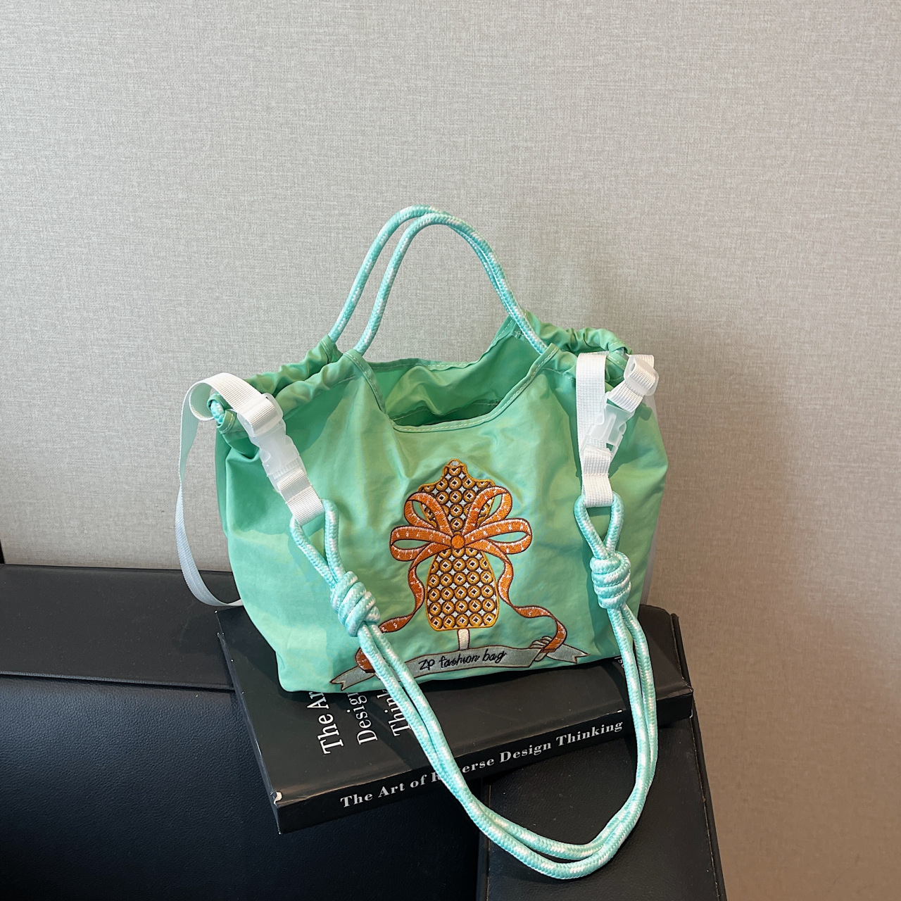 Embroidered shopping bags Nylon cloth flower portable niche fashion shopping bags - Image 7