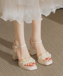 Waterproof platform open-toed sandals for women in summer French skirt with one-strip pearl high heels