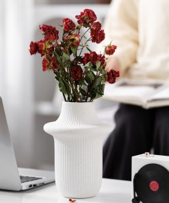 Vertical pattern UFO flower pot Modern simple ceramic vase home decoration