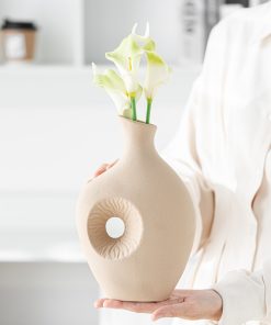 Modern simple slanted sun pattern ceramic vase high-end flower insert light luxury home soft decoration ornaments