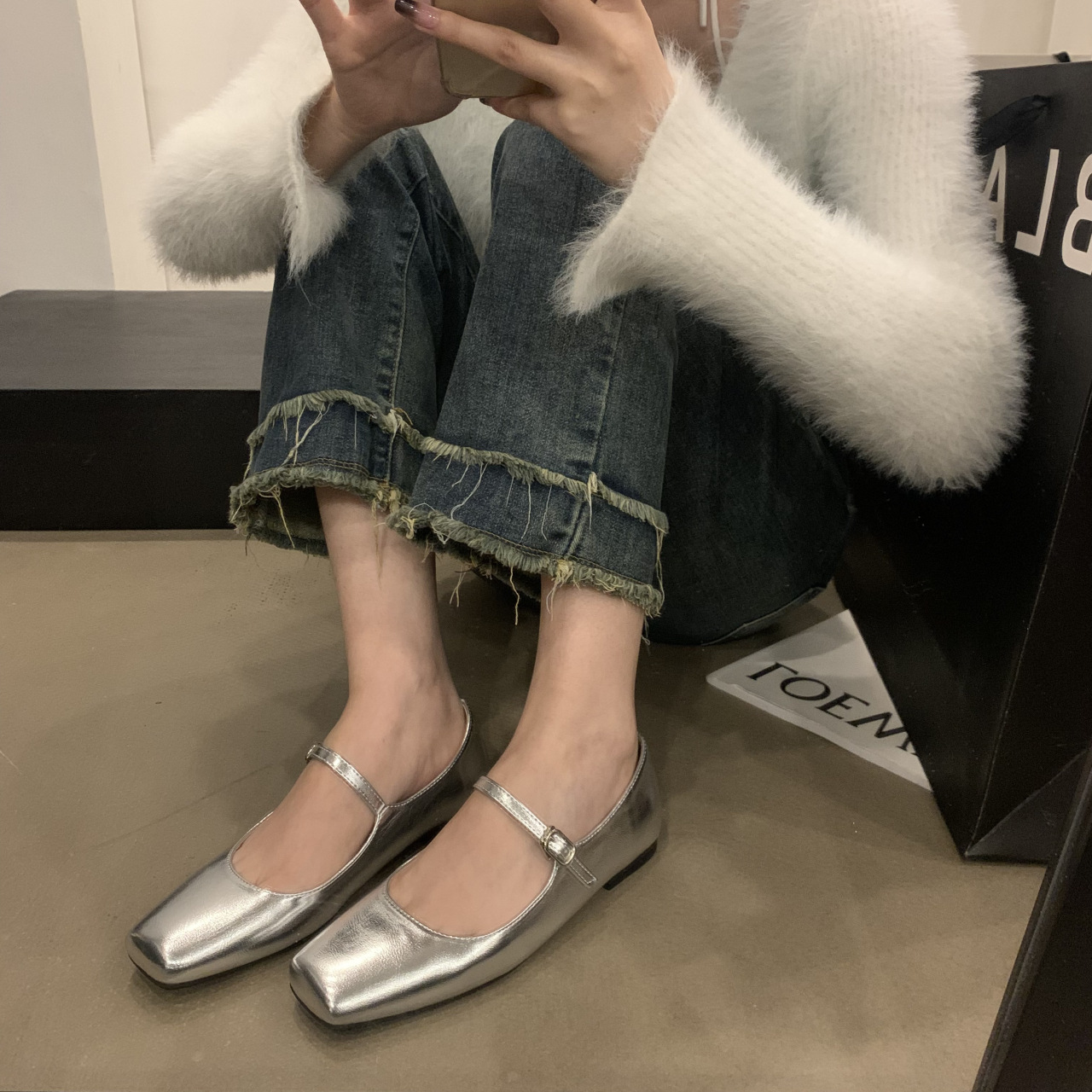 French Mary Jane shoes women's fashion spring and autumn flat bottom square toe shallow mouth one-length strap temperament single shoes women - Image 14