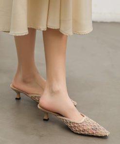Niche design makes you look thin and empty in summer breathable hollow pointed tip thin heels with mesh low heels cool drag