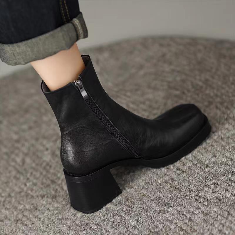 Giant comfortable fashion thick sole short boots for women thick heels autumn and winter soft leather boots retro stilettos Martin boots - Image 2