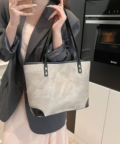 Premium sense commuting tote bag fashionable and versatile bag female college student shoulder bag for class