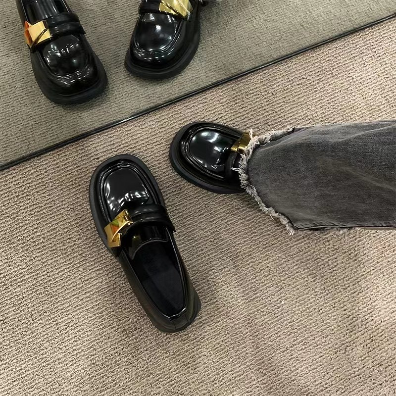 French leather shoes for women retro British style black shoes for spring shallow mouth thick high heels - Image 3