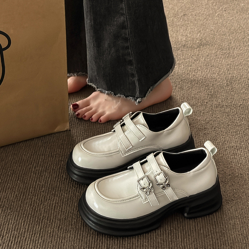 Japanese leather shoes for women in summer British style retro black thick soles casual and versatile - Image 3