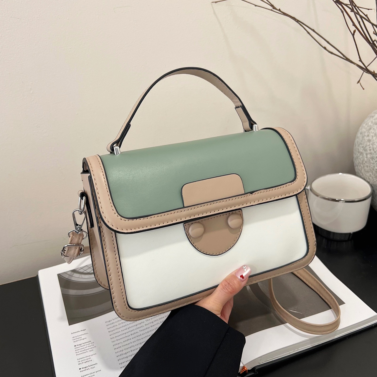 Fashionable and fashionable small square bag for women contrasting colors versatile one-shoulder armpit bag texture retro crossbody bag - Image 11