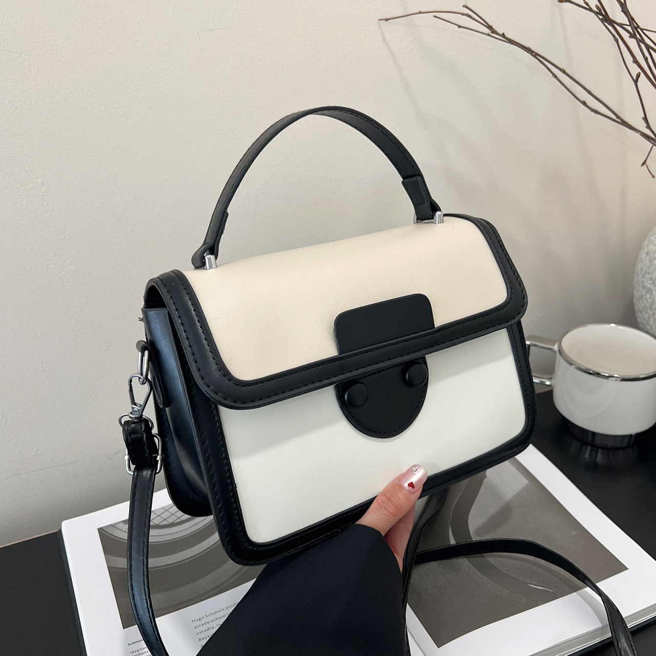 Fashionable and fashionable small square bag for women contrasting colors versatile one-shoulder armpit bag texture retro crossbody bag - Image 10