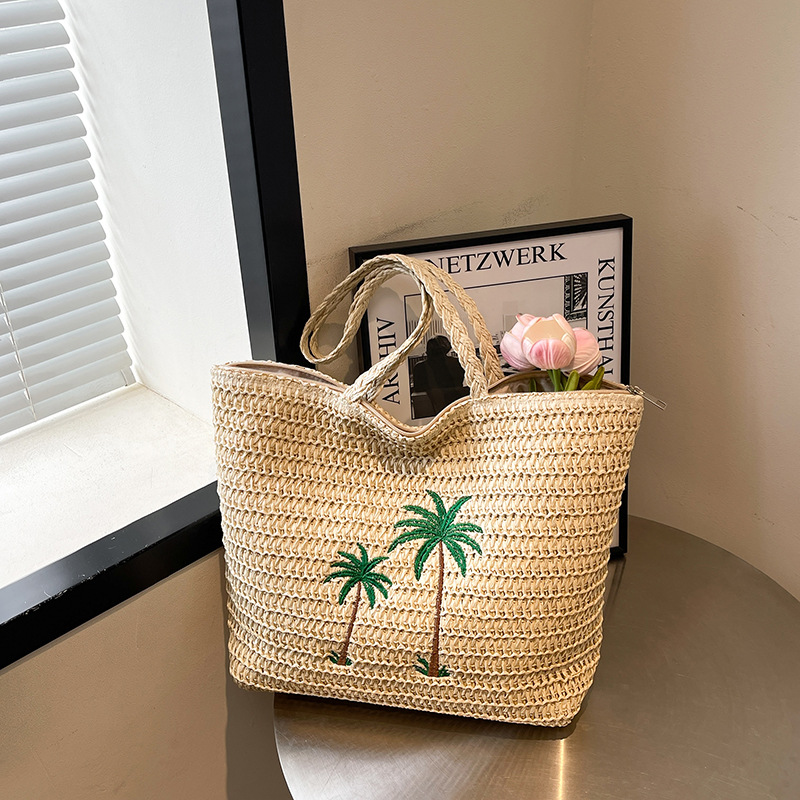 Japanese hand-woven bags, seaside vacation shoulder bags, large capacity tote bags, beach straw woven bags - Image 11
