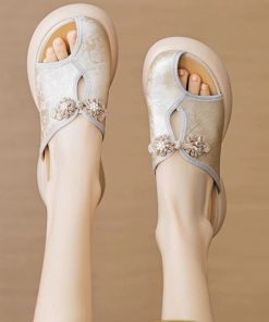 Retro outside wearing thick-soled summer bag-toe half-slippers for women soft leather lazy green sandals thick heel embroidered hollow