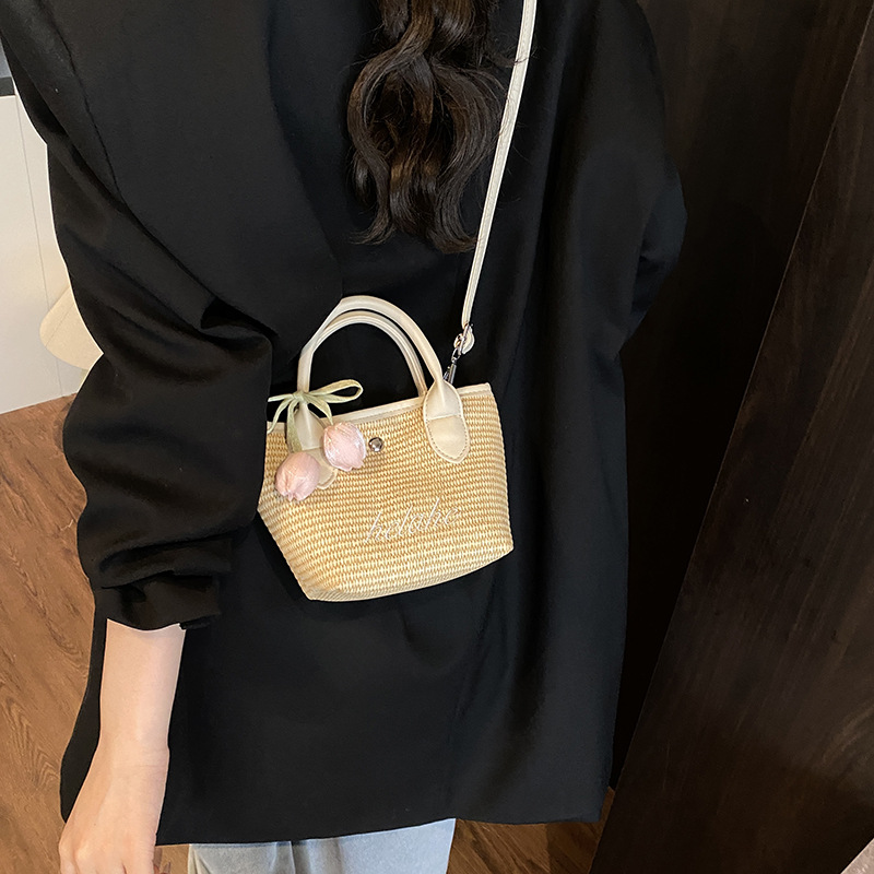 Fresh embroidered straw woven vegetable basket casual woven one-shoulder crossbody bag pastoral style parent-child hand-carrying beach bag - Image 3