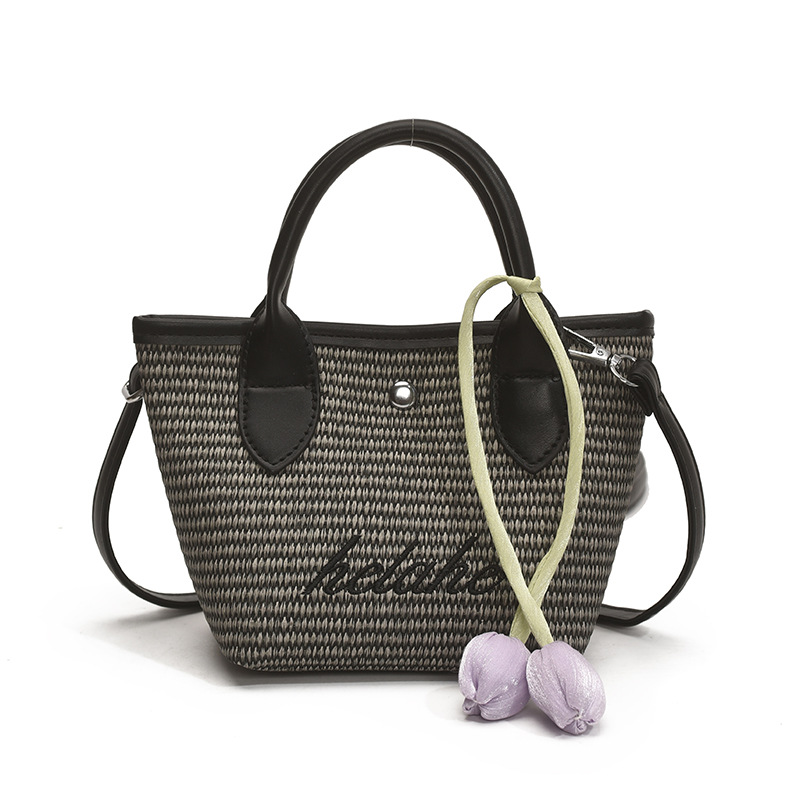 Fresh embroidered straw woven vegetable basket casual woven one-shoulder crossbody bag pastoral style parent-child hand-carrying beach bag - Image 6