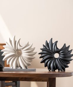 Modern simple style black and white anemone flower insulated ceramic vase light luxury home decoration