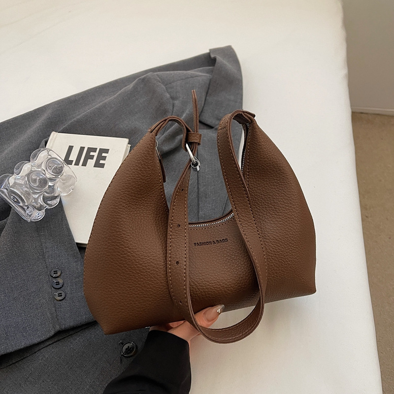Fashion retro small bag for women in autumn and winter one-shoulder armpit bag high-end fashionable and versatile commuter crossbody bag - Image 4