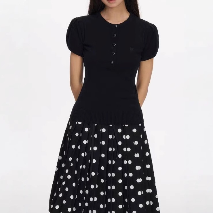 Black wool short-sleeved shirt love lock embroidery design spring and summer Henry collar waist-closing slim top for women - Image 5