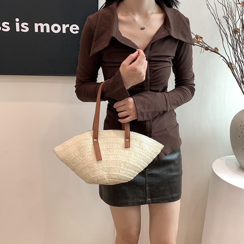 Pastoral grass weaving bag summer vacation lightweight beach bag one-shoulder armpit bag tote women's bag - Image 4