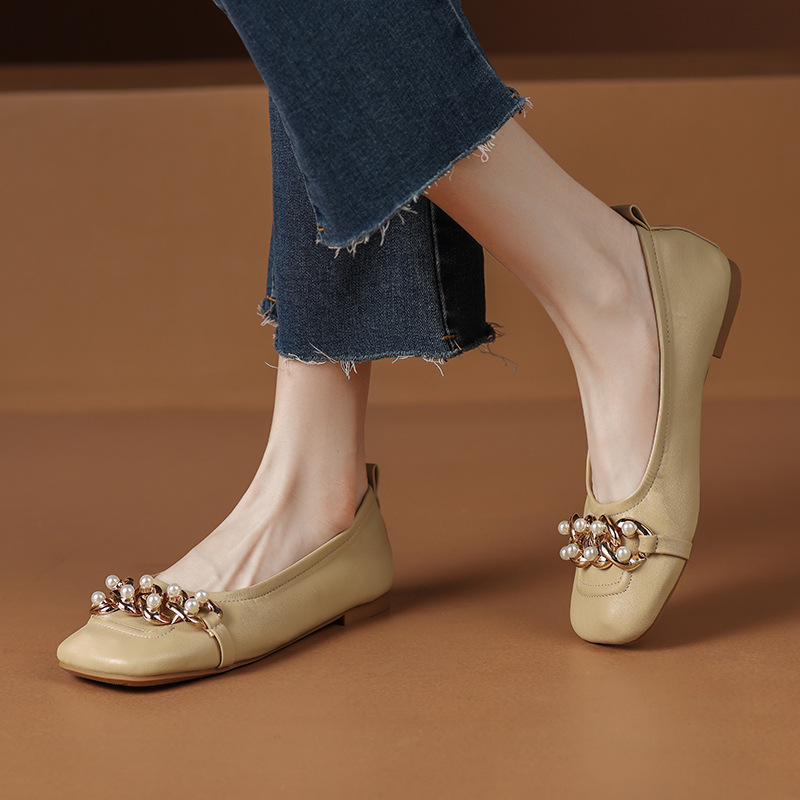 Women's shoes temperament French metal buckle shallow mouth flat grandma shoes simple soft leather single shoes for women - Image 3