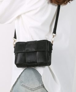 Niche design bag for women casual trendy texture fashionable one-shoulder crossbody bag trendy handheld small square bag