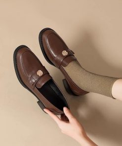 French retro British style thick heel shoes for women with soft leather camellia leather shoes spring and autumn single shoes mid-heel