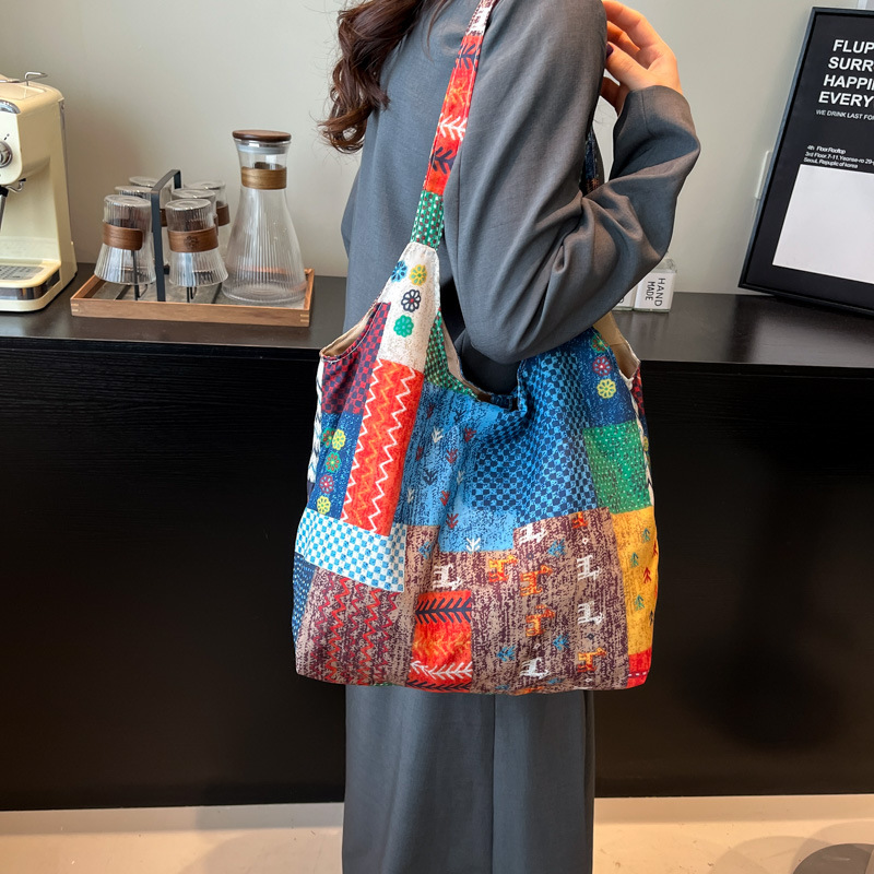 Dopamine large capacity shoulder bag retro ethnic style collage contrast shopping bag niche tote bag women's bag - Image 3