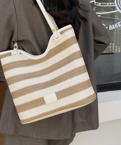 Fashionable large capacity tote bag for women simple casual shoulder bag striped braided handbag shopping bag