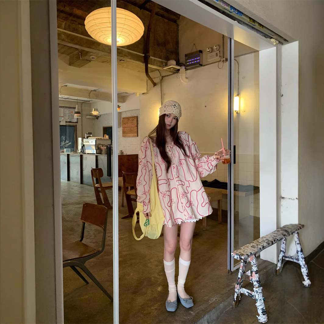 Real photo of embroidered long-sleeved shirt for women design layer cake short skirt casual suit - Image 2