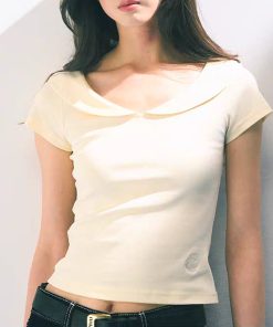 Short-sleeved women's shirt for women in summer waist-hugging and slimming knitted versatile solid color top