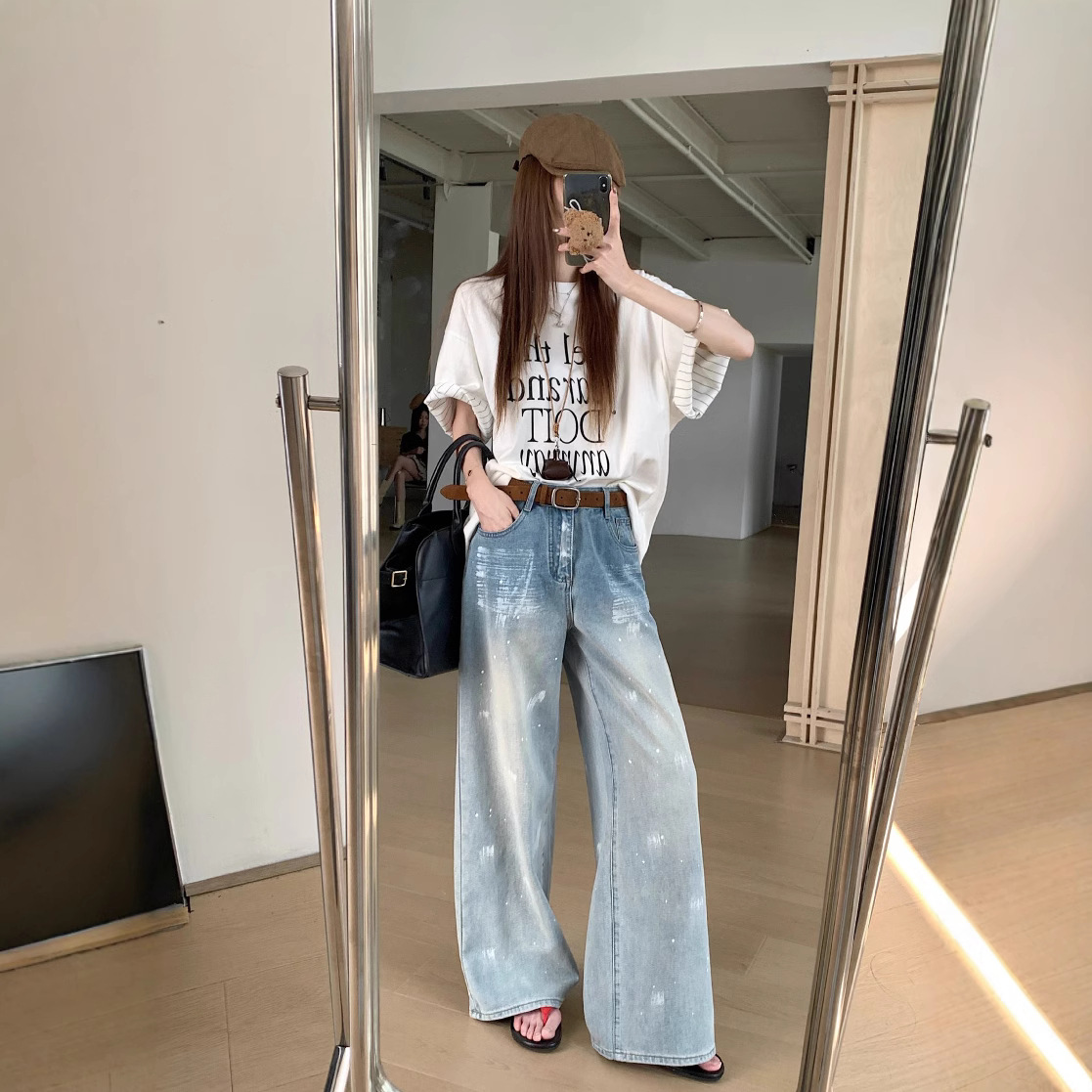Real shot of summer personalized spray painted denim wide-leg pants for women with high waist design loose trousers - Image 3