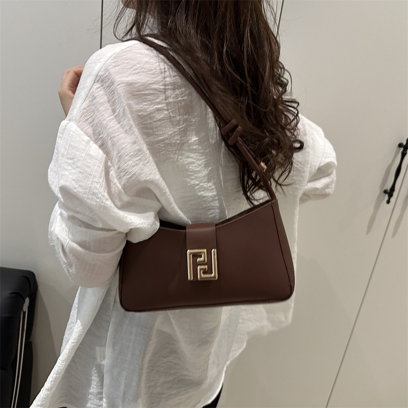 Niche design portable cross-pack French literary texture popular bag underarm bag women's trendy pure color - Image 2
