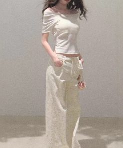 / "You look back too" bow-tie antibacterial round neck slim elastic pure erotic top shirt