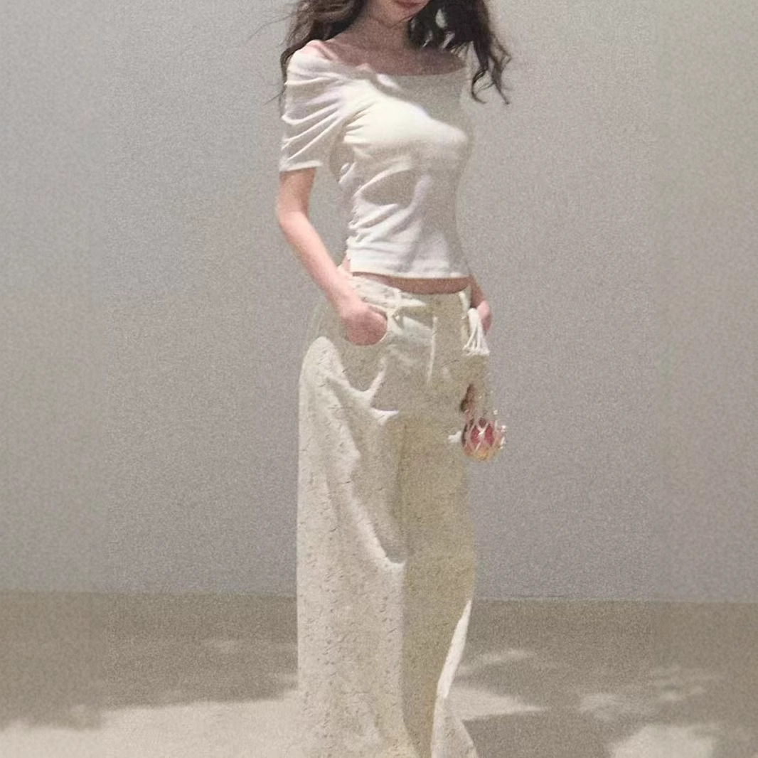 / "You look back too" bow-tie antibacterial round neck slim elastic pure erotic top shirt