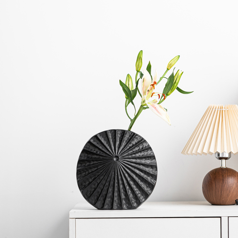 Geometric radiating flat mouth round ceramic vase High-end simple modern matte interior decoration - Image 2