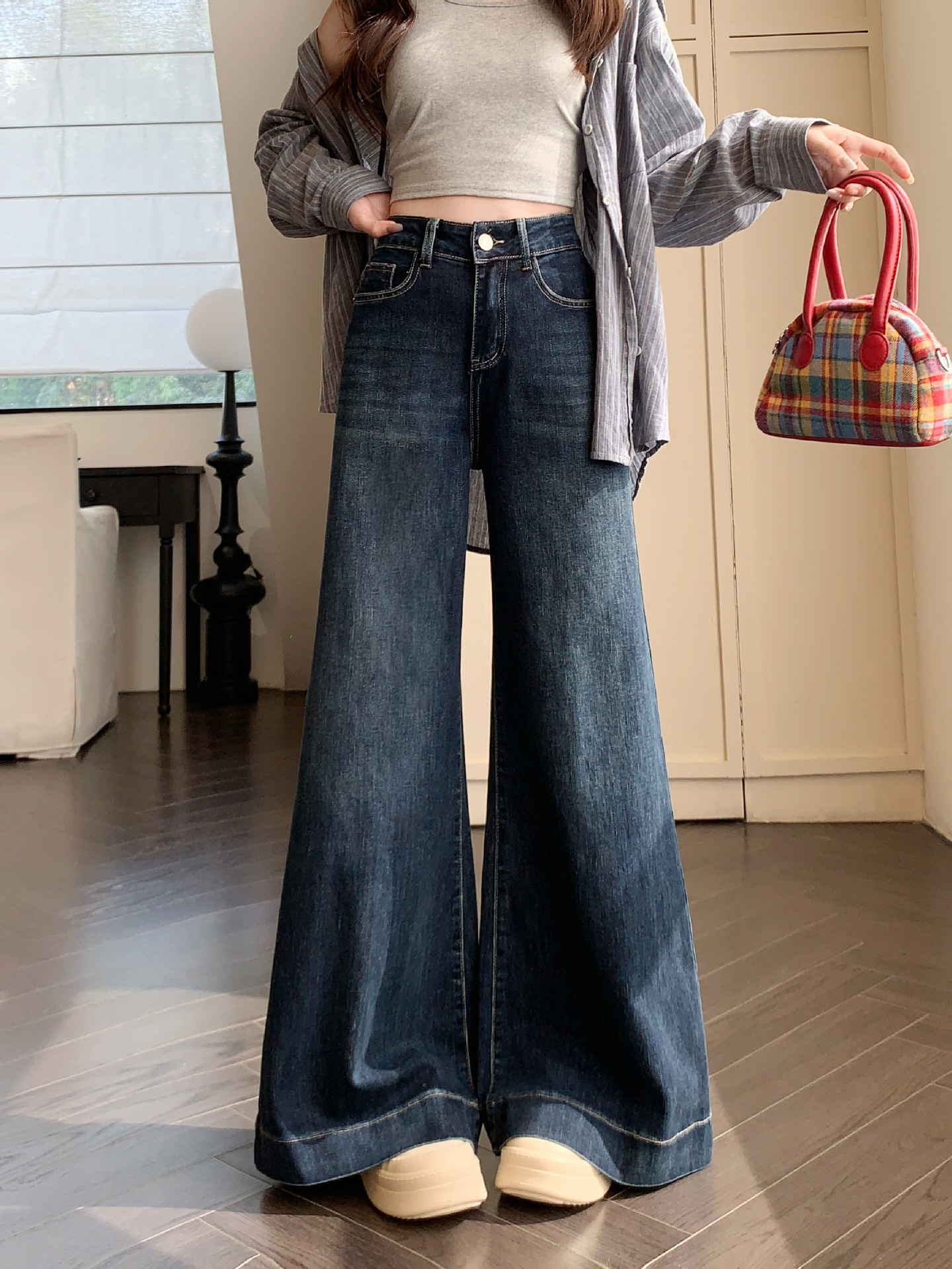 Real shot of Hong Kong style retro elastic wide-leg swaying jeans women's high waist temperament trousers long trousers - Image 6