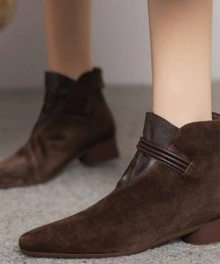 Brown plus velvet pointed toe boots for women's short boots autumn and winter skirt with high-end simple and fashionable short boots