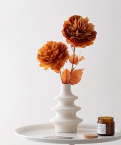 Special-shaped flat black and white spiral ceramic vase modern simple matte flower utensils B&B products ornaments