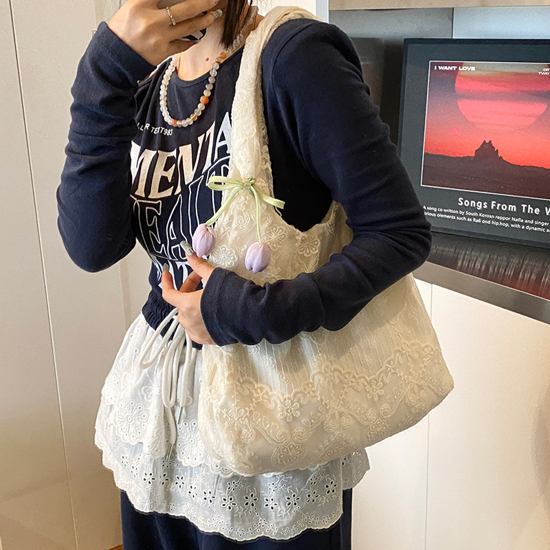 Summer fresh lace flower embroidered canvas bag versatile vest bag travel travel cloth bag one-shoulder tote bag - Image 2