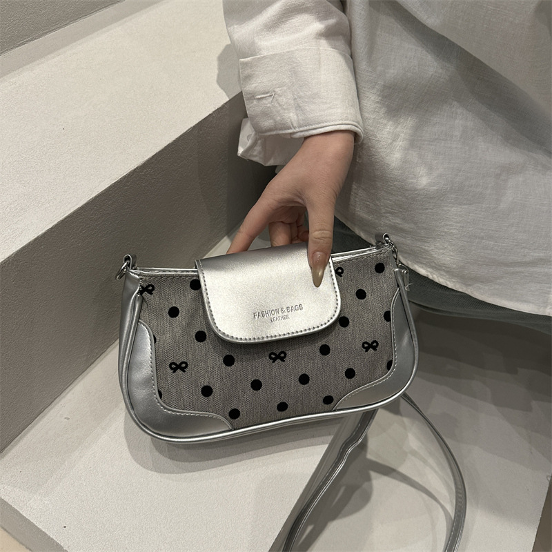 Underarm bag for women spring and summer fashion niche design one-shoulder crossbody bag high-end women's small square bag - Image 2