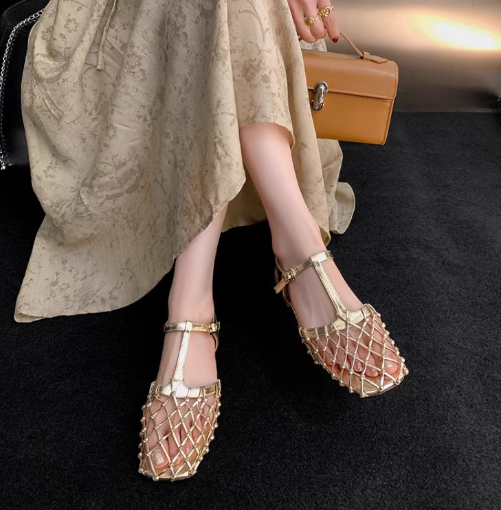 Hollow mesh gold thick heel sandals for women in summer French simple niche design bag-to-head one-liner shoes - Image 6